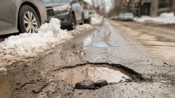 Karácsony Gergely ismét megszólalt a budapesti kátyúkról