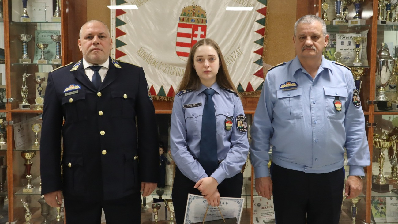 Filmszerű történet: 15 méter magasan mentett életet a rendőrnő Tatabányán