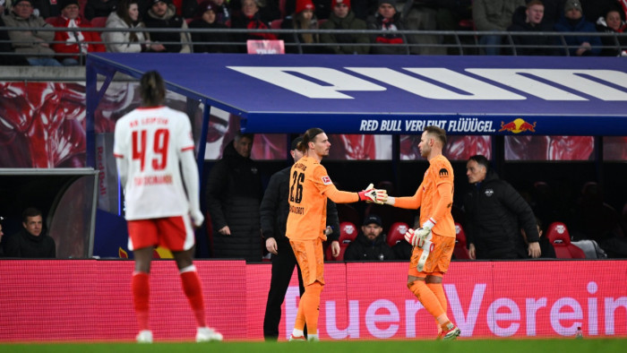 Kiderült, meddig nem léphet pályára a sérült Gulácsi Péter