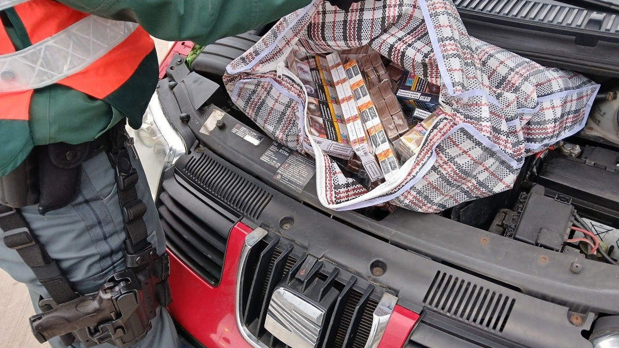 Ágika és Aramisz kiszagolták a „családi” készletet