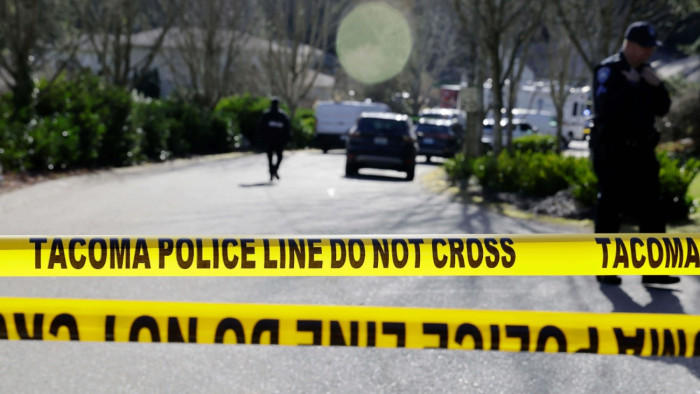 Későn érkezett a seriffhelyettes, négy embert késelt halálra az ámokfutó