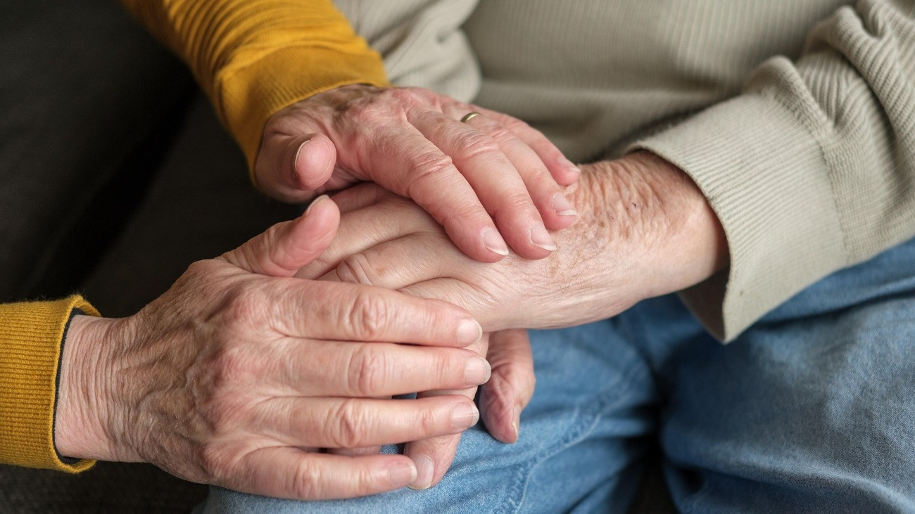 Tisztességtelen szerződések két nyugdíjasháznál, léptek az ügyészek