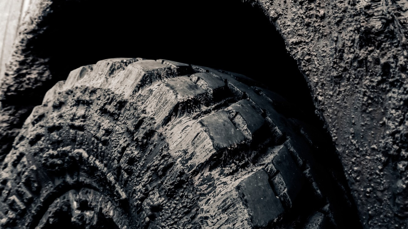 Nem lesz több csúszós kifogás – szigor a magyar utakon, komoly bírságokkal