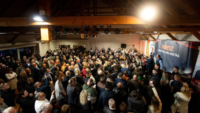 Orbán Viktor: ki kell maradni a háborúból és Ukrajna finanszírozásából!