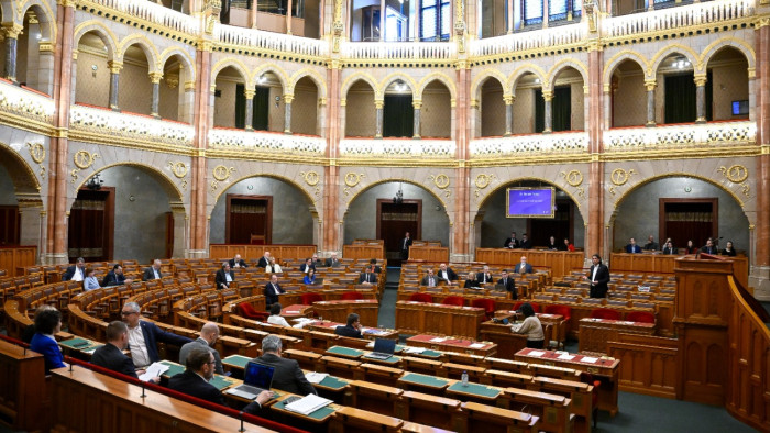 Folytatódik a magyar–ukrán csörte, ezúttal a parlamentben