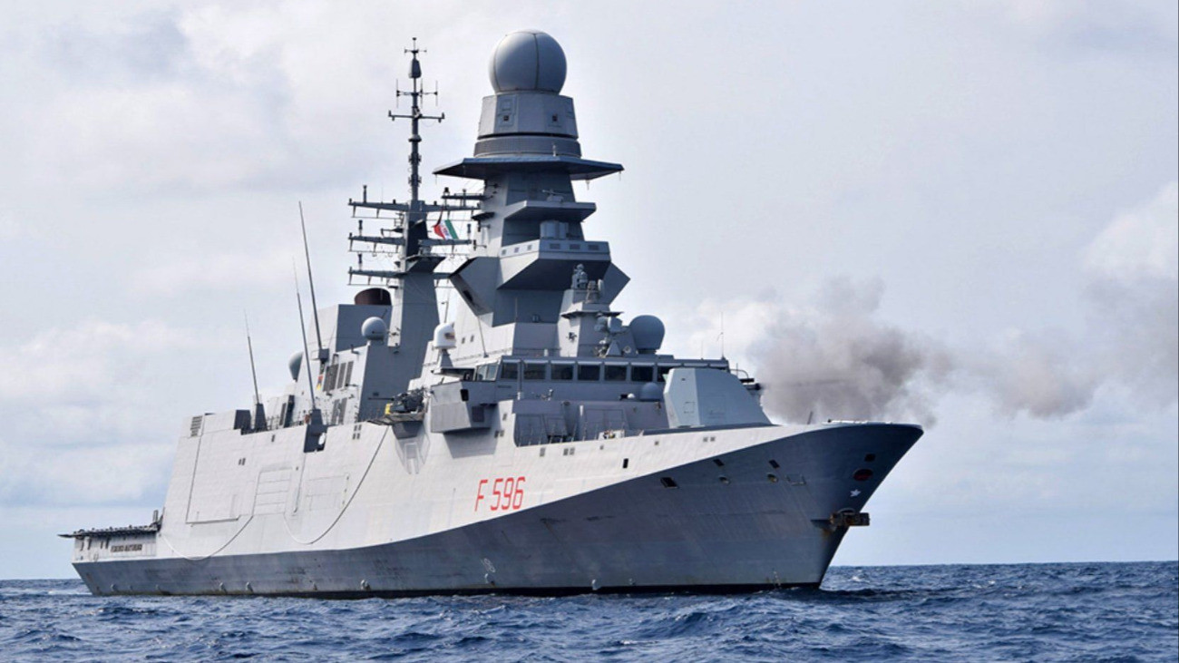 Az olasz haditengerészet Federico Martinengo nevű hadihajóját Ciprushoz vezényelték.