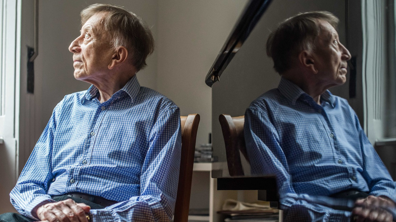 Örök nyugalomra helyezték Vásáry Tamást