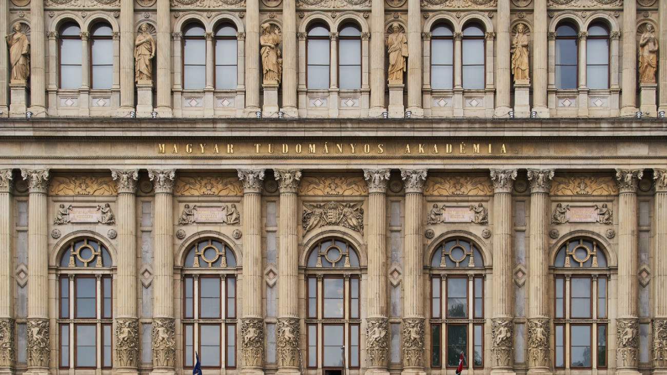 Négyen pályáznak az MTA elnöki posztjára – nyilvános a teljes lista