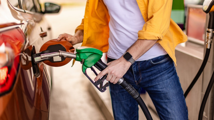 Nagyot csökken az üzemanyag ára