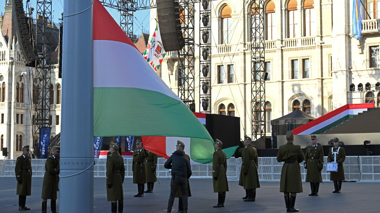 Elkezdődtek a március 15-i ünnepségek, mutatjuk, mi várható ma