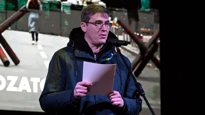 Karácsony Gergely: átalakulóban a világ, új fejezet íródik most