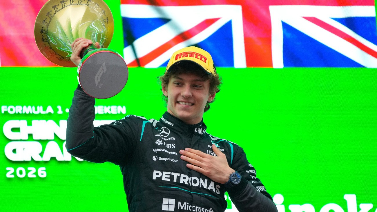 A Forma–1 olasz sztárját istenítik Európában