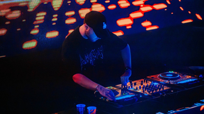 Szegedi diszkó a legújabb áldozata a bezárási hullámnak