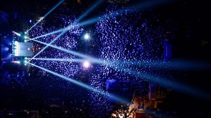 Orbán Viktor kért valamit a fiataloktól