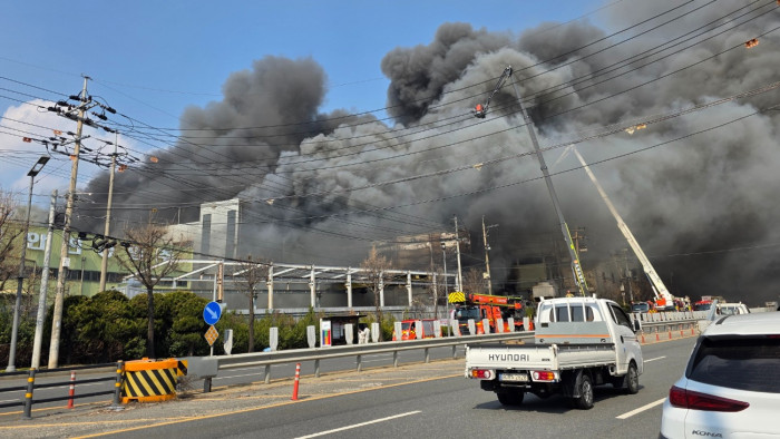 Engedély nélküli edzőteremben lelte halálát kilenc dolgozó – videó