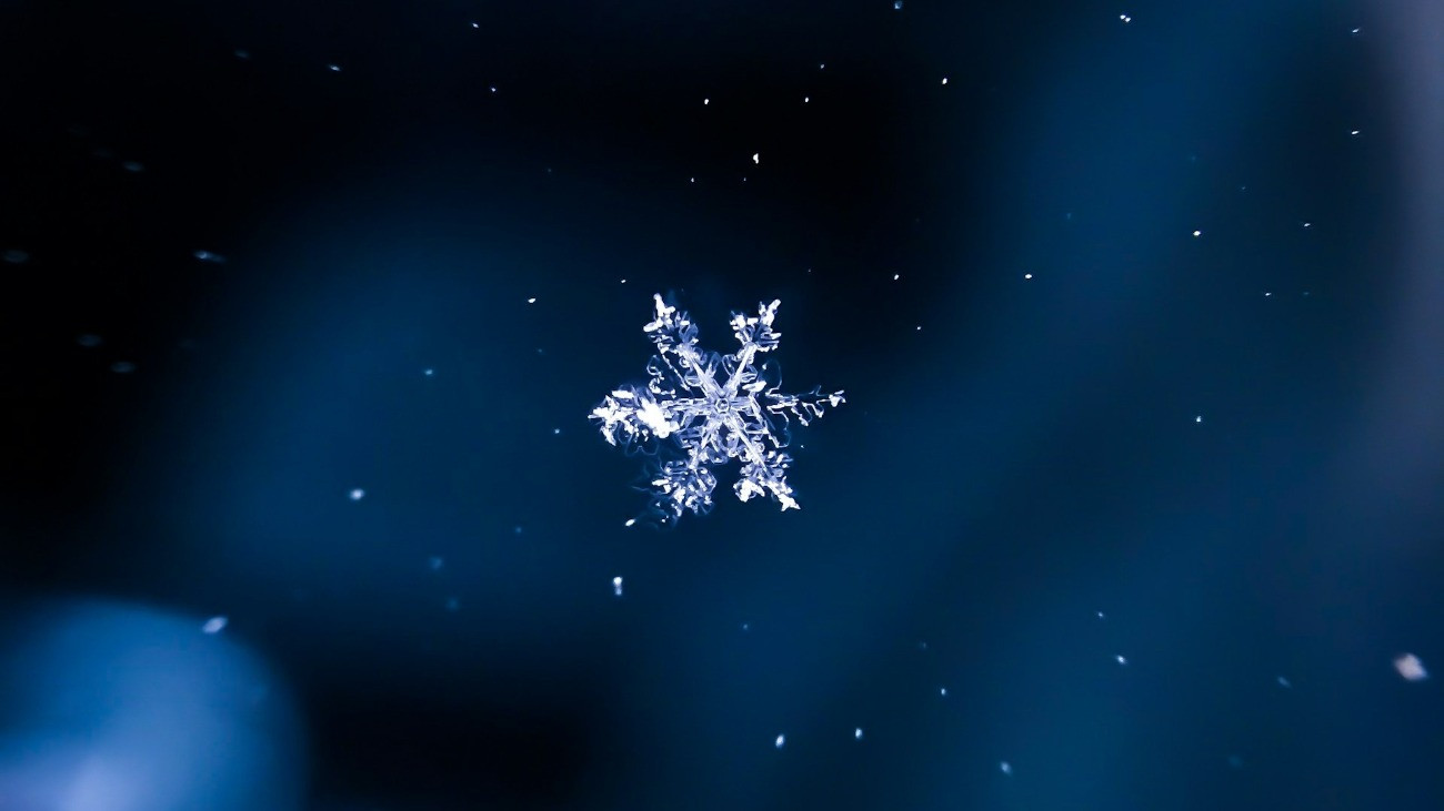 Szombat reggelre sem kizárt a havazás és viharos szél, de akár még zivatar is előfordulhat