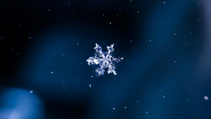 Szombat reggelre sem kizárt a havazás és viharos szél, de akár még zivatar is előfordulhat