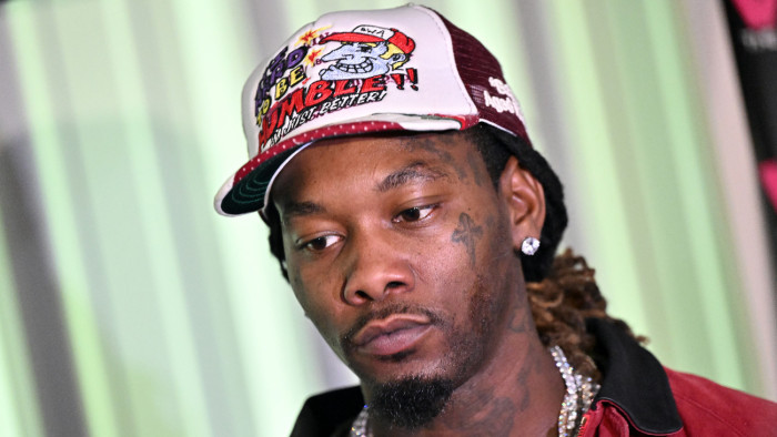 Lövés találta el a hírességet, kórházban ápolják