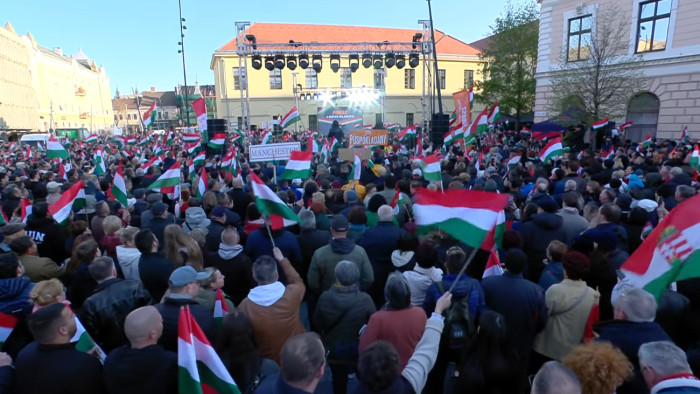 Így tiltatták volna be a Fideszt