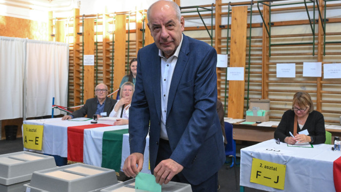 Sulyok Tamás: a választás eredménye legitim felhatalmazást fog adni a győztesnek