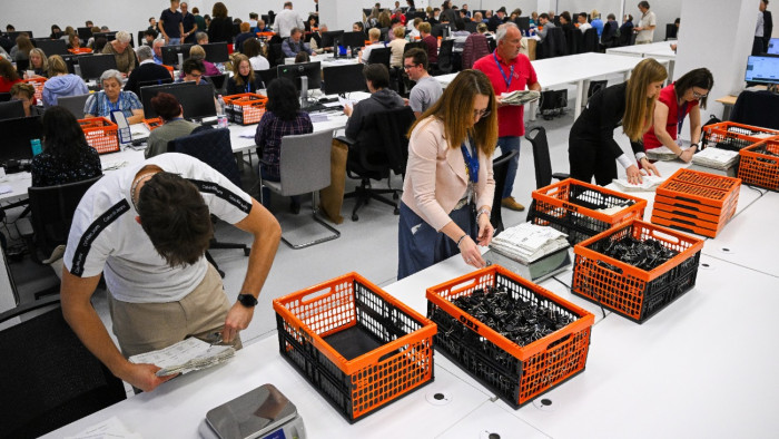 Mi lesz most, mennyi szavazatot kell még összeszámolni? – íme, az összes részlet