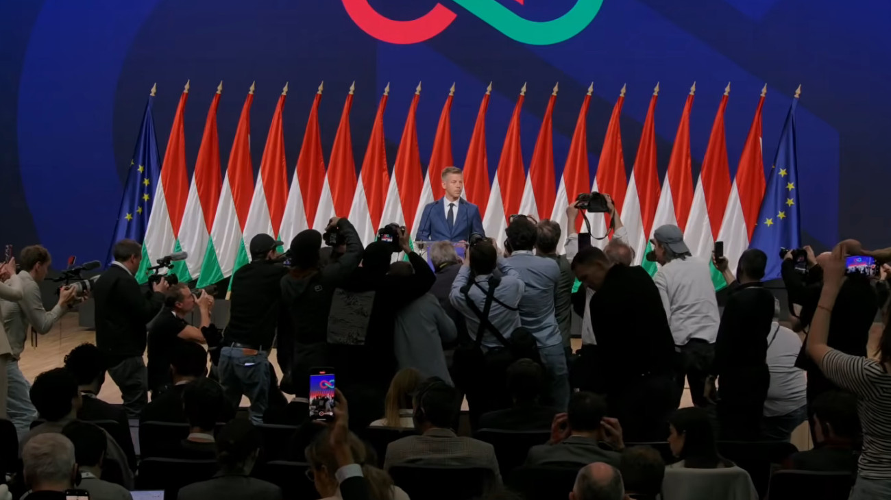 Élőben Magyar Péter nemzetközi sajtótájékoztatójáról – frissülő cikk