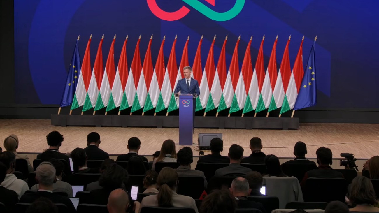 Élőben Magyar Péter nemzetközi sajtótájékoztatójáról