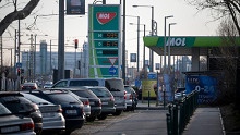 Marad a védett üzemanyagár az új kormány megalakulása után
