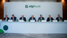 Száguld a hitelezés, Bencsik László OTP-vezérigazgató-helyettes a különadók fokozatos csökkenését reméli