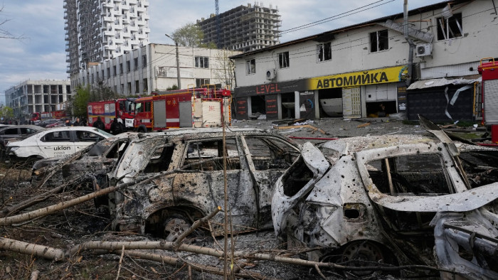 Az orosz hadsereg most minden fronton támad, folytatódik a „biztonsági övezet” kialakítása