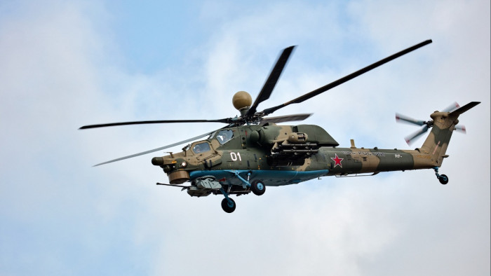 Lecsaptak az ukrán drónvarázslók, meglepő távolságról mértek csapást az oroszokra