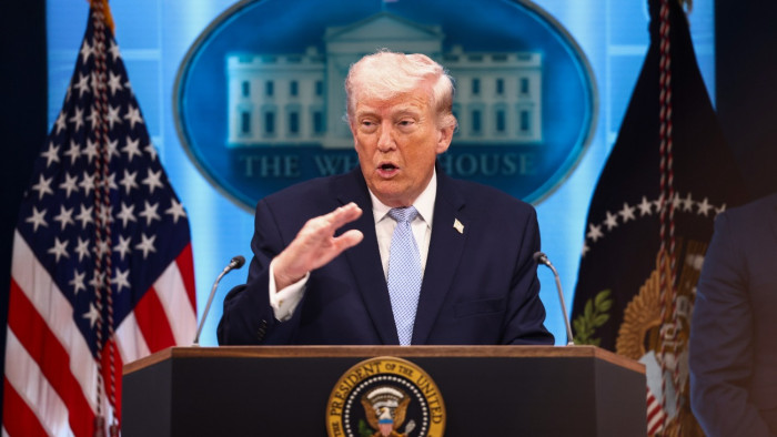 Két újabb európai országban csökkentené az amerikai hadsereg létszámát Donald Trump