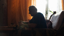 Idősek ezreit érintheti, vizsgálódik a hatóság