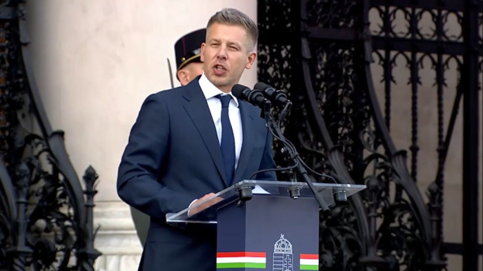 Magyar Péter a Kossuth téren: ez a ti rendszerváltásotok, a ti hazátok, a ti Országgyűlésetek