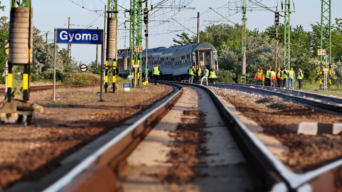 600 betonalj is megsérült a kisikláskor – új részletek az IC-balesetről