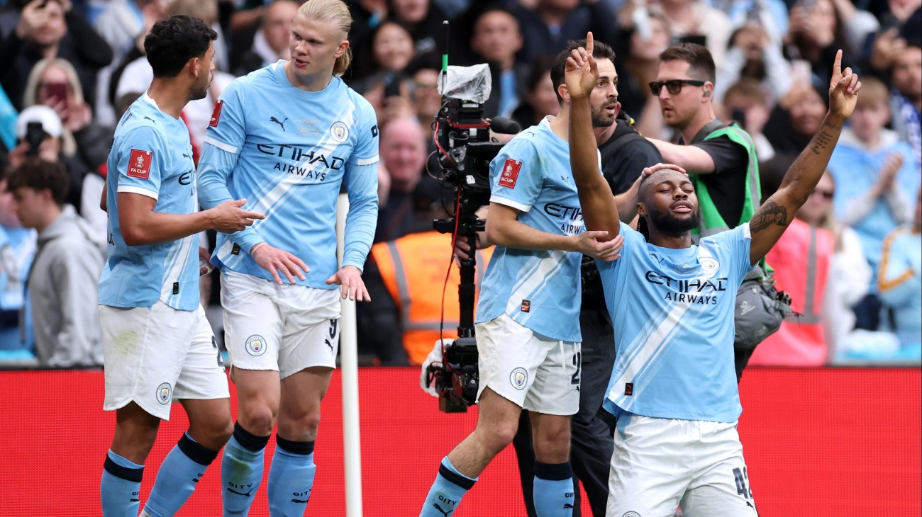 LONDON, ENGLAND - MAY 16: Antoine Semenyo of Manchester City celebrates scoring his teams first goal during the Emirates FA Cup Final match between Chelsea and Manchester City on May 16, 2026 in London, England. (Photo by Justin Setterfield/Getty Images)