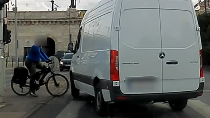 Kevésen múlt a gázolás a Margit hídnál történt balhéban – videó