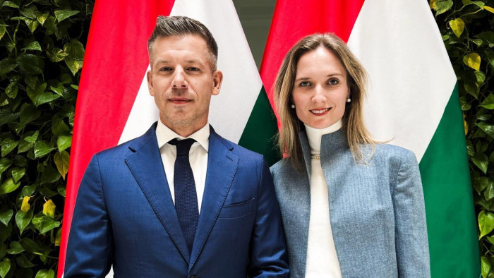 Az egyik legnehezebb munka vár rá – kiderült, ki lesz Magyar Péter kabinetfőnöke