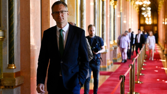 Rétvári Bence szerint elsősorban a gyerekek járhatnak rosszul a kormány döntésével