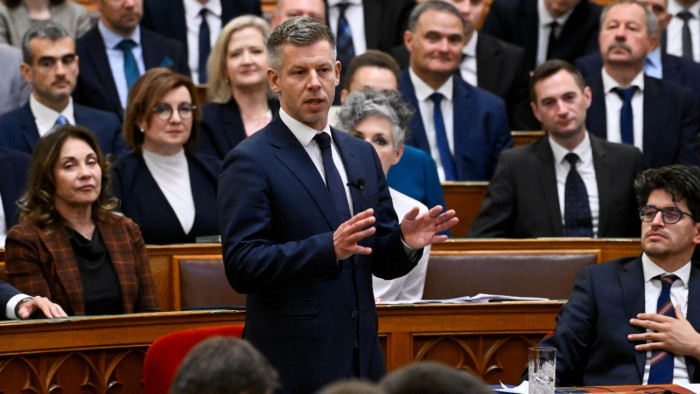 Komoly ígérettel kezdte a hetet Magyar Péter