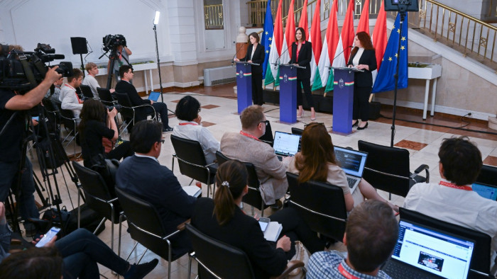 Jön a következő kormányszóvivői tájékoztató