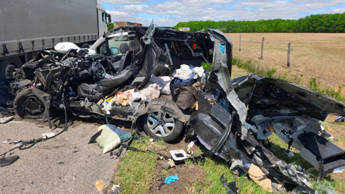 Mentőhelikoptert riasztottak az M5-ös autópályához – egy ember életét vesztette