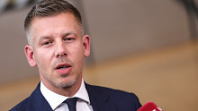 Magyar Péter kivetette Ukrajna csatlakozásának gyorsítását az EU-csúcs záródokumentumából