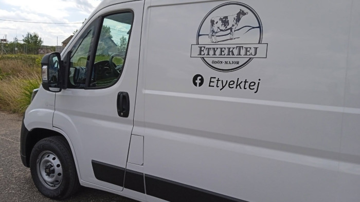 A Boci-boci tarka miatt áll a bál Etyeken
