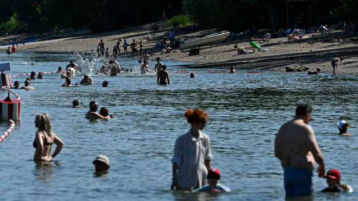 A hőség ezt hozta ki a budapestiekből – fotók