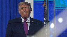 Donald Trump nem tud betelni az országával