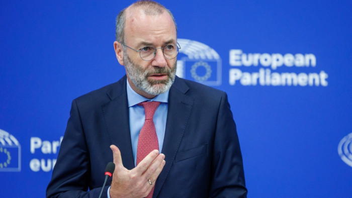 Manfred Weber értékelte Magyar Péter tevékenységét