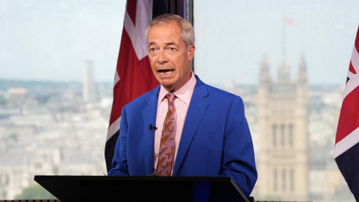 Lemondott Nigel Farage, de már készül is a visszatérésre