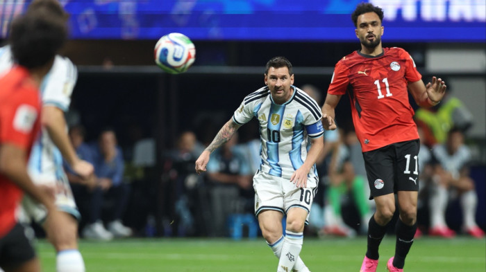 Messiék a szakadék széléről fordítottak, Argentína negyeddöntős