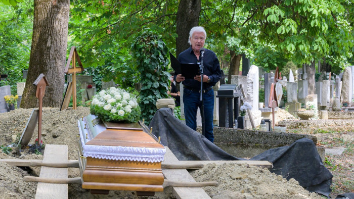 Végső búcsút vettek Szilágyi Tibortól